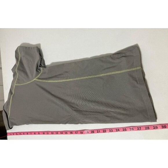 Patagonia Men's Polo Large Gray Shirt Organic Cotton Yellow Stitch Trim V Neck - Picture 7 of 9